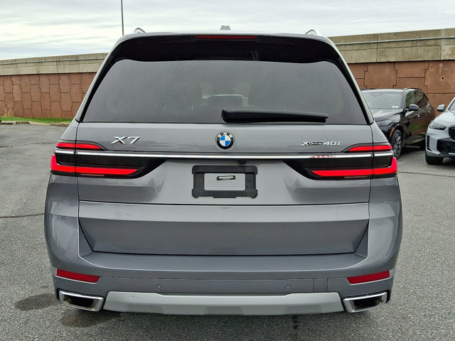 Certified 2023 BMW X7 xDrive40i w/ Premium Package AWD/4WD image 5
