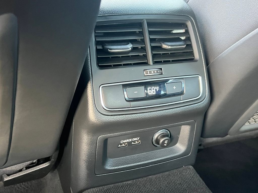 Used 2021 Audi S4 Premium Plus w/ Premium Plus Package image 12