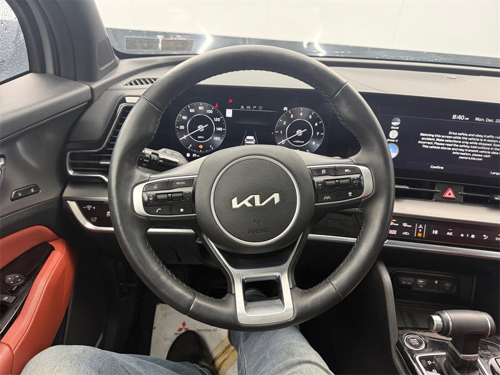 Used 2025 Kia Sportage SX image 14