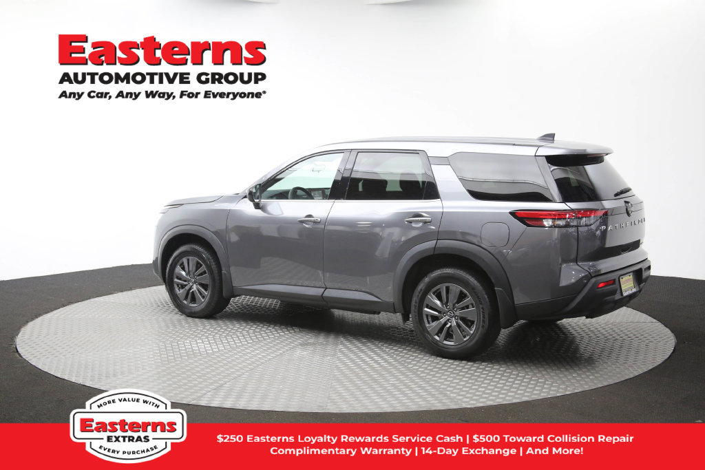 Used 2024 Nissan Pathfinder S AWD/4WD image 67