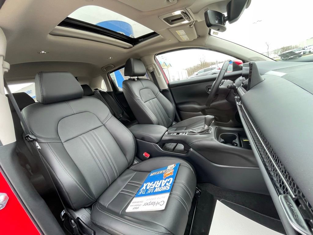 Used 2025 Honda HR-V EX-L image 11