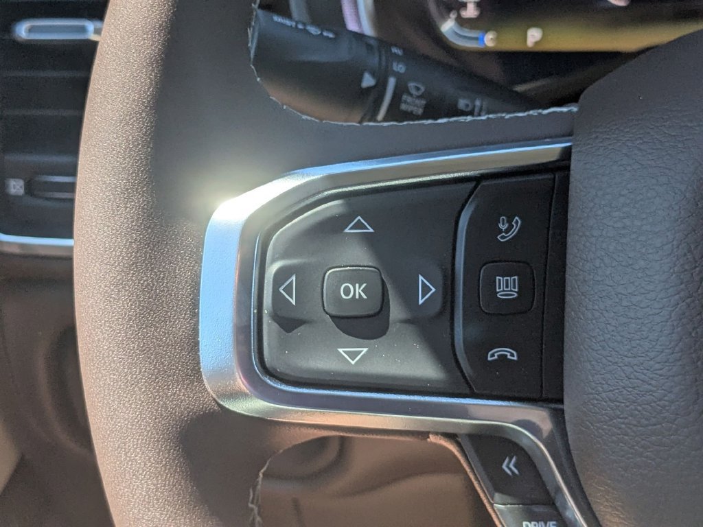 New 2026 RAM 1500 Laramie AWD/4WD image 19