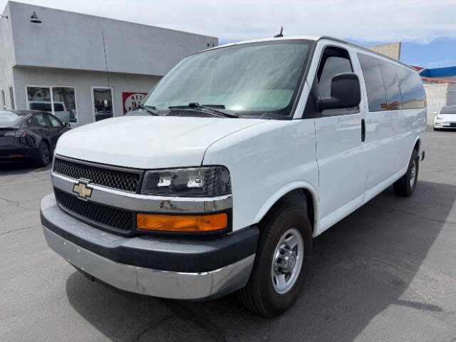 Used 2014 Chevrolet Express 3500 LT w/ LT Preferred Equipment Group RWD image 7