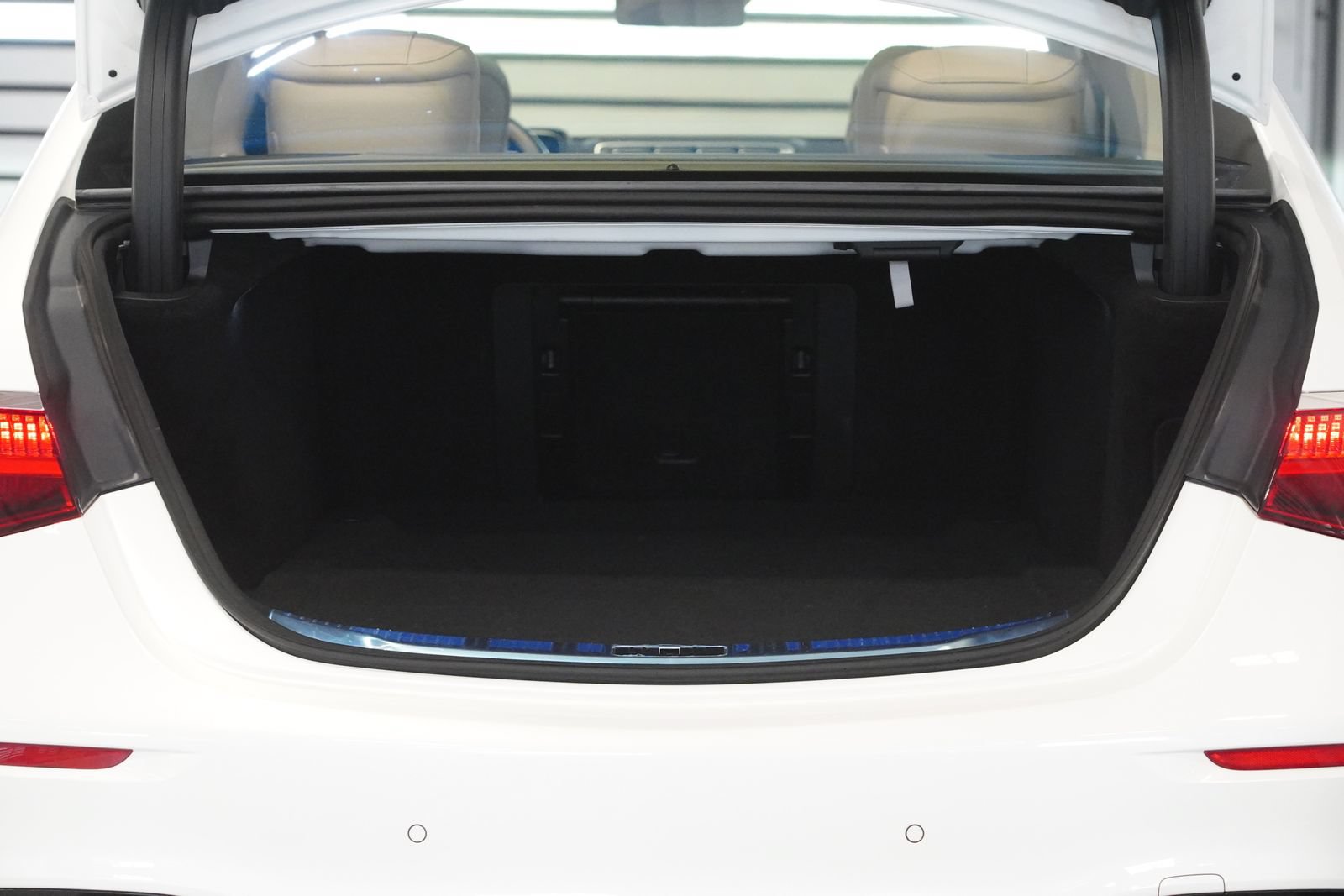Certified 2023 Mercedes-Benz S 580e 4MATIC Sedan image 33