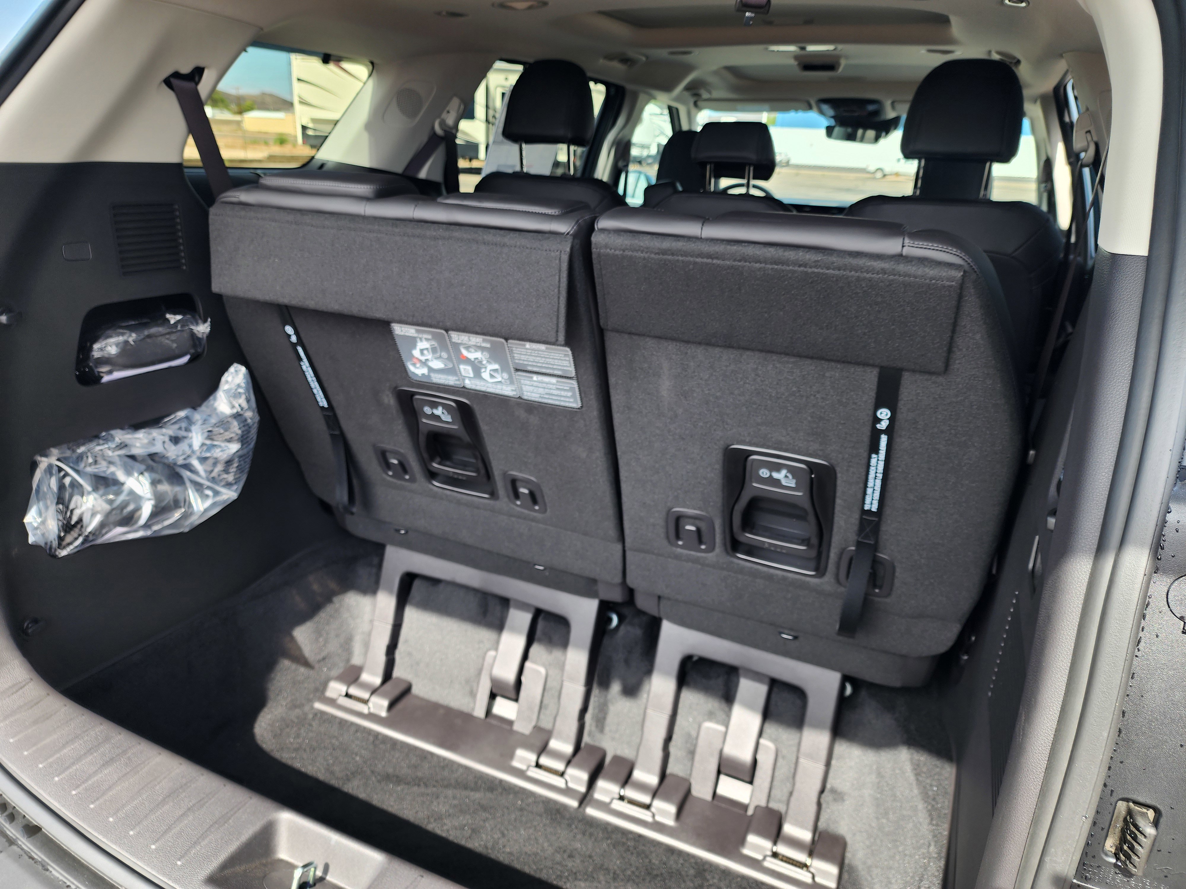 New 2026 Kia Carnival SX image 13