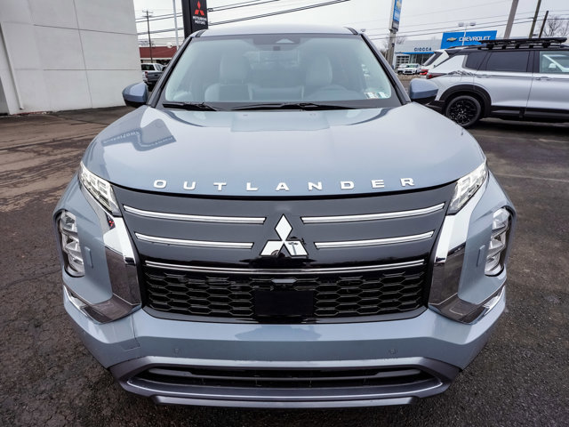 New 2026 Mitsubishi Outlander SE AWD/4WD image 2