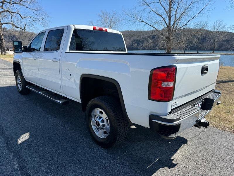 Used 2017 GMC Sierra 2500 SLE w/ HD SLE Preferred Plus Package image 5