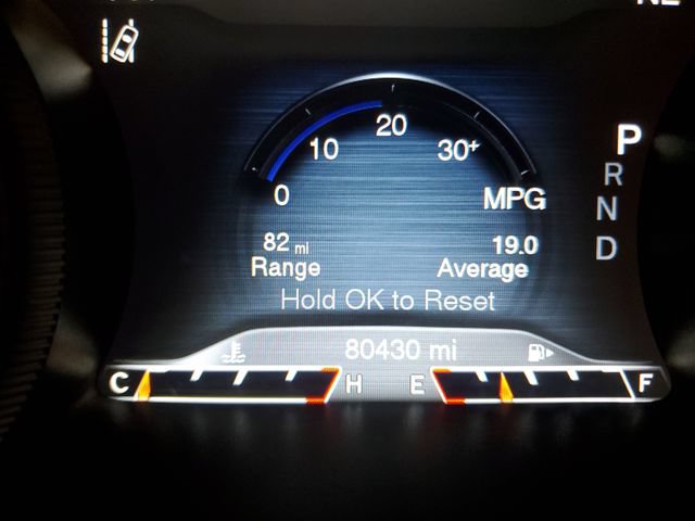 Used 2018 Jeep Cherokee Limited w/ Technology Group AWD/4WD image 17