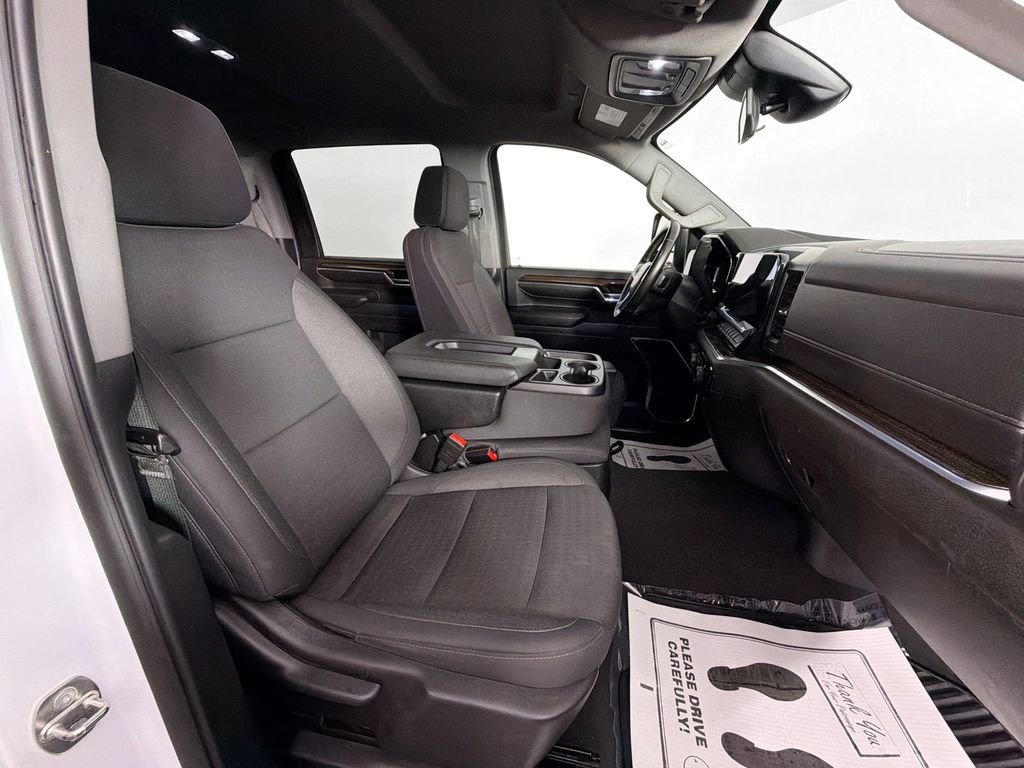 Used 2024 Chevrolet Silverado 2500 LT image 28