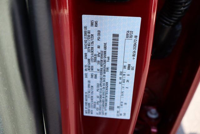New 2026 Ford F350 Lariat w/ Black Appearance Package image 43