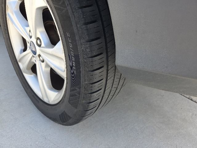 Used 2013 Ford Escape SE FWD image 15