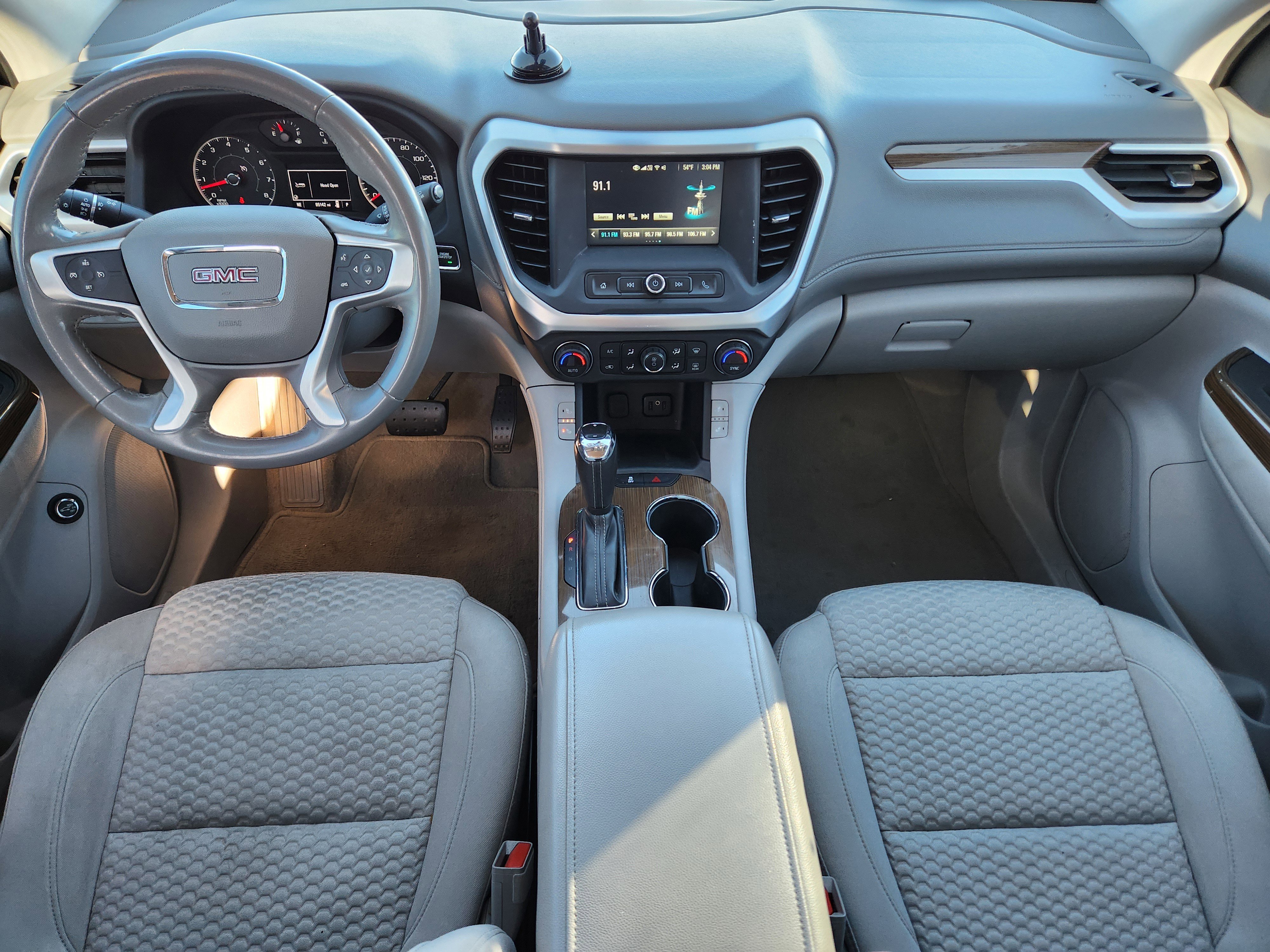 Used 2019 GMC Acadia SLE image 24