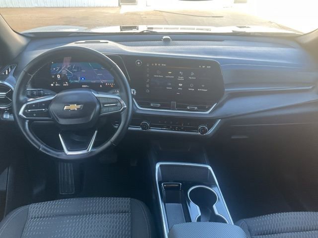 Used 2025 Chevrolet Equinox LT AWD/4WD image 4