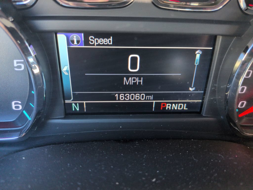 Used 2018 Chevrolet Suburban LT AWD/4WD image 17
