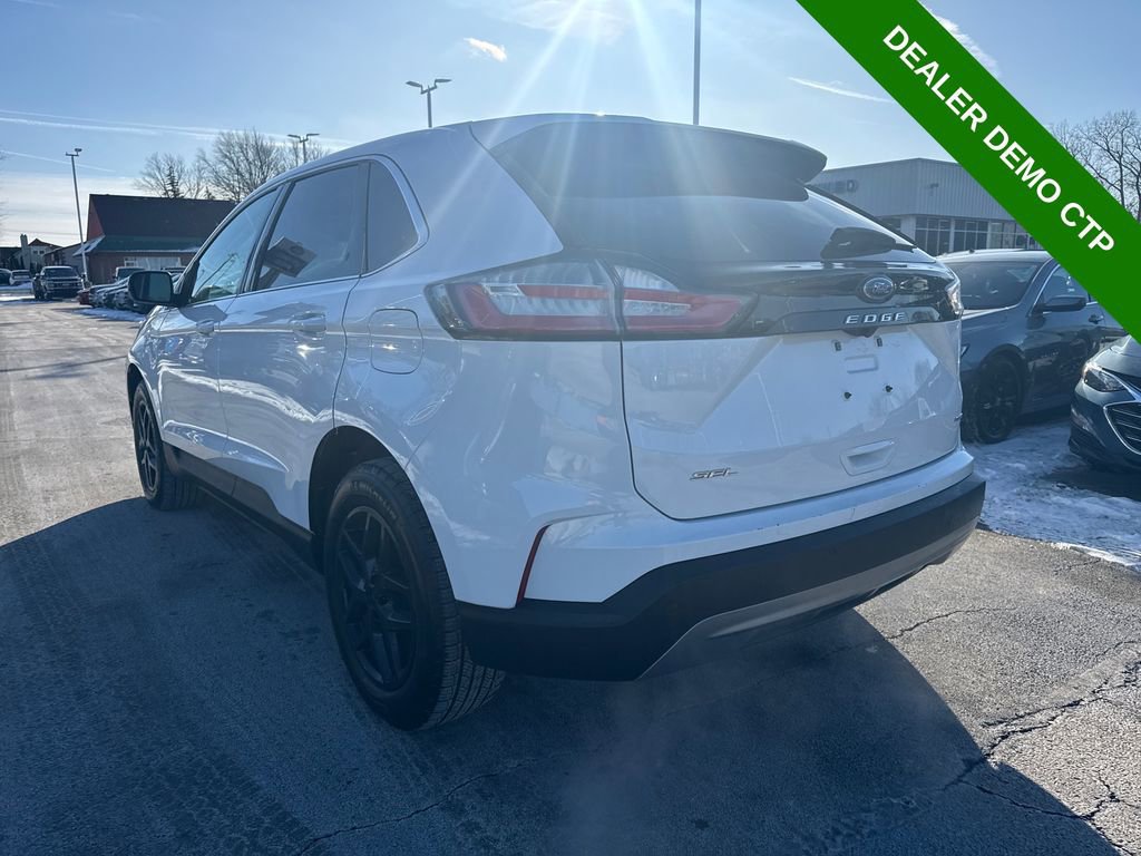 Used 2024 Ford Edge SEL w/ Convenience Package image 8