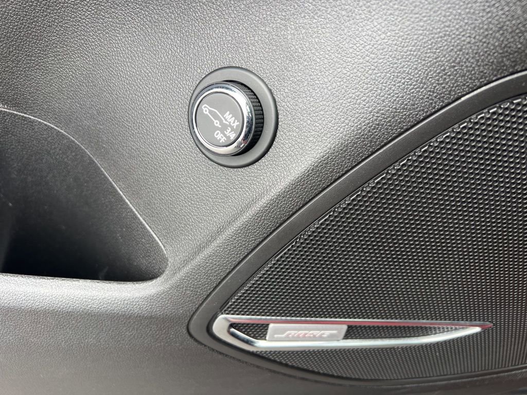 Used 2022 Buick Envision Essence w/ Technology Package I FWD image 23