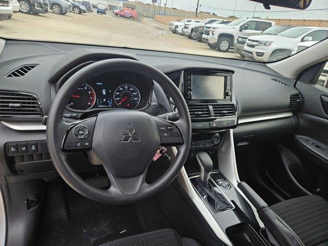Used 2024 Mitsubishi Eclipse Cross ES image 16