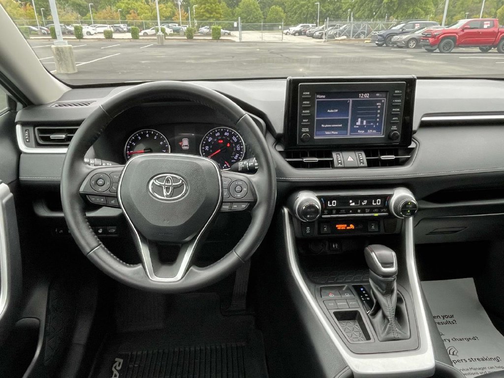 Used 2019 Toyota RAV4 XLE Premium w/ Cold Weather Package FWD image 21