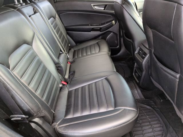 Used 2020 Ford Edge SEL w/ Cold Weather Package image 28