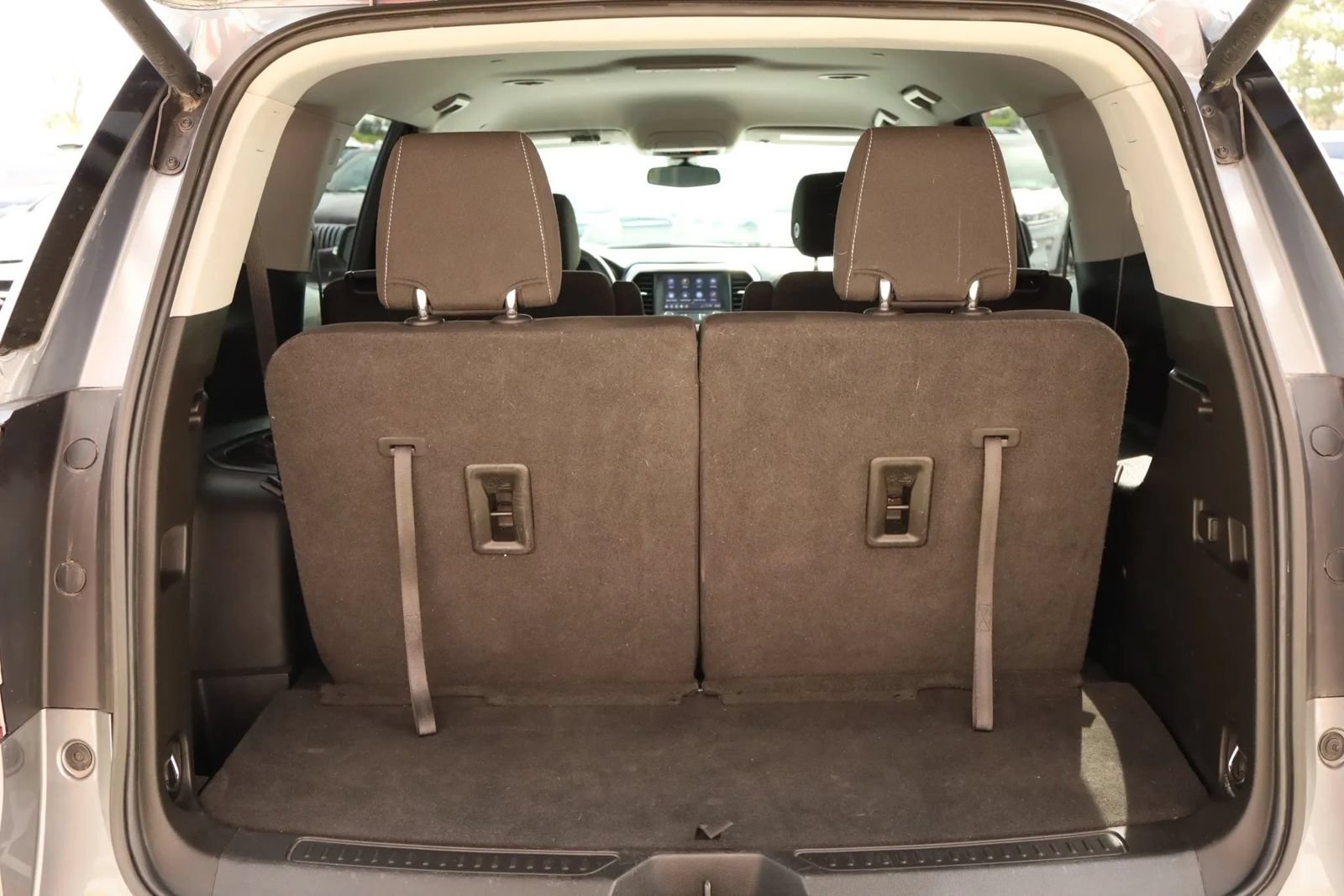 Used 2021 GMC Acadia SLE w/ Driver Convenience Package AWD/4WD image 46