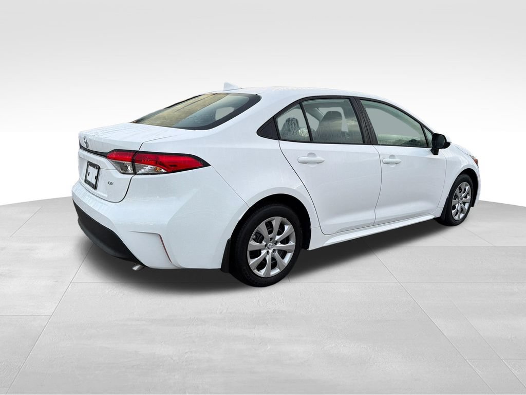 Used 2025 Toyota Corolla LE FWD image 7