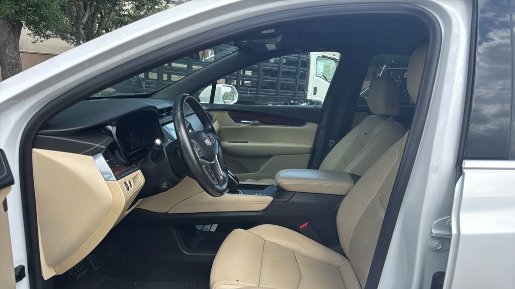 Used 2019 Cadillac XT5 Luxury image 10