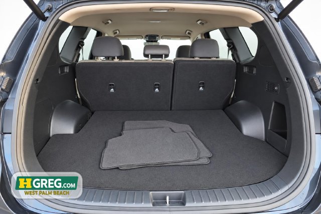 Used 2023 Hyundai Santa Fe SEL w/ Cargo Package FWD image 17