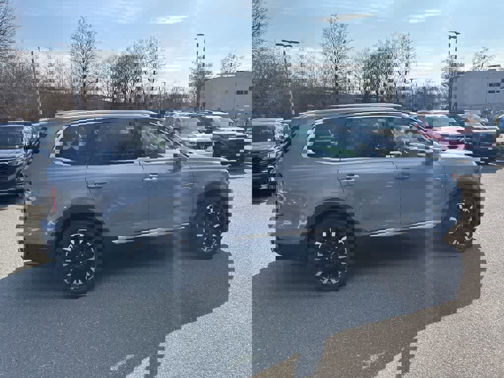 Used 2024 Kia Telluride SX Prestige image 9