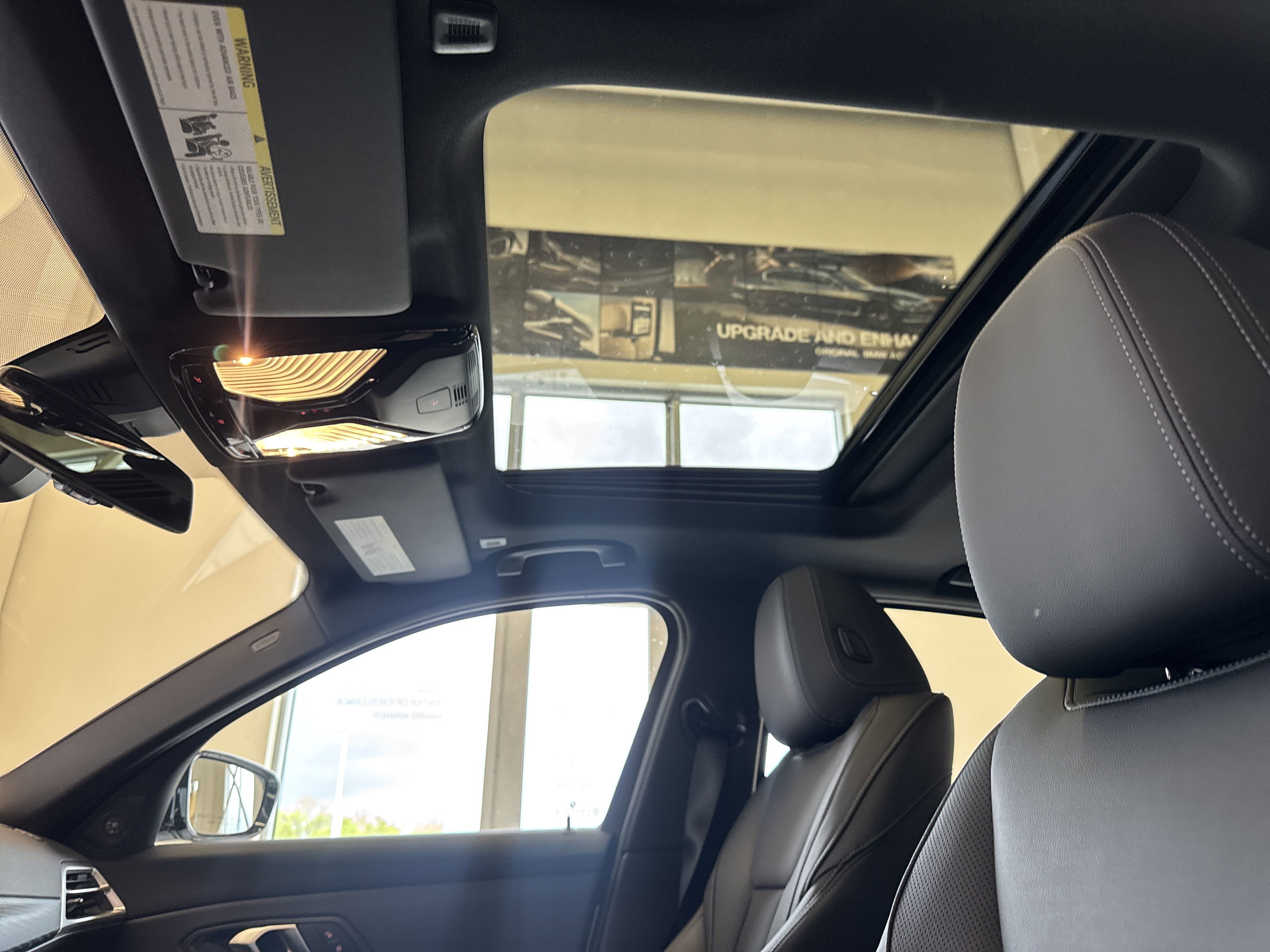 Used 2025 BMW 330i xDrive Sedan w/ M Sport Package image 27