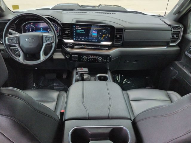 Used 2024 Chevrolet Silverado 1500 LT Trail Boss w/ Convenience Package II AWD/4WD image 15