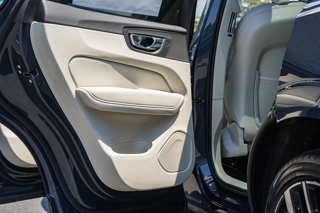 New 2027 Volvo XC60 B5 Ultra AWD/4WD image 38
