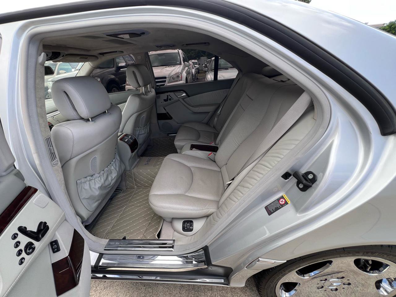 Used 2005 Mercedes-Benz S 600 image 24