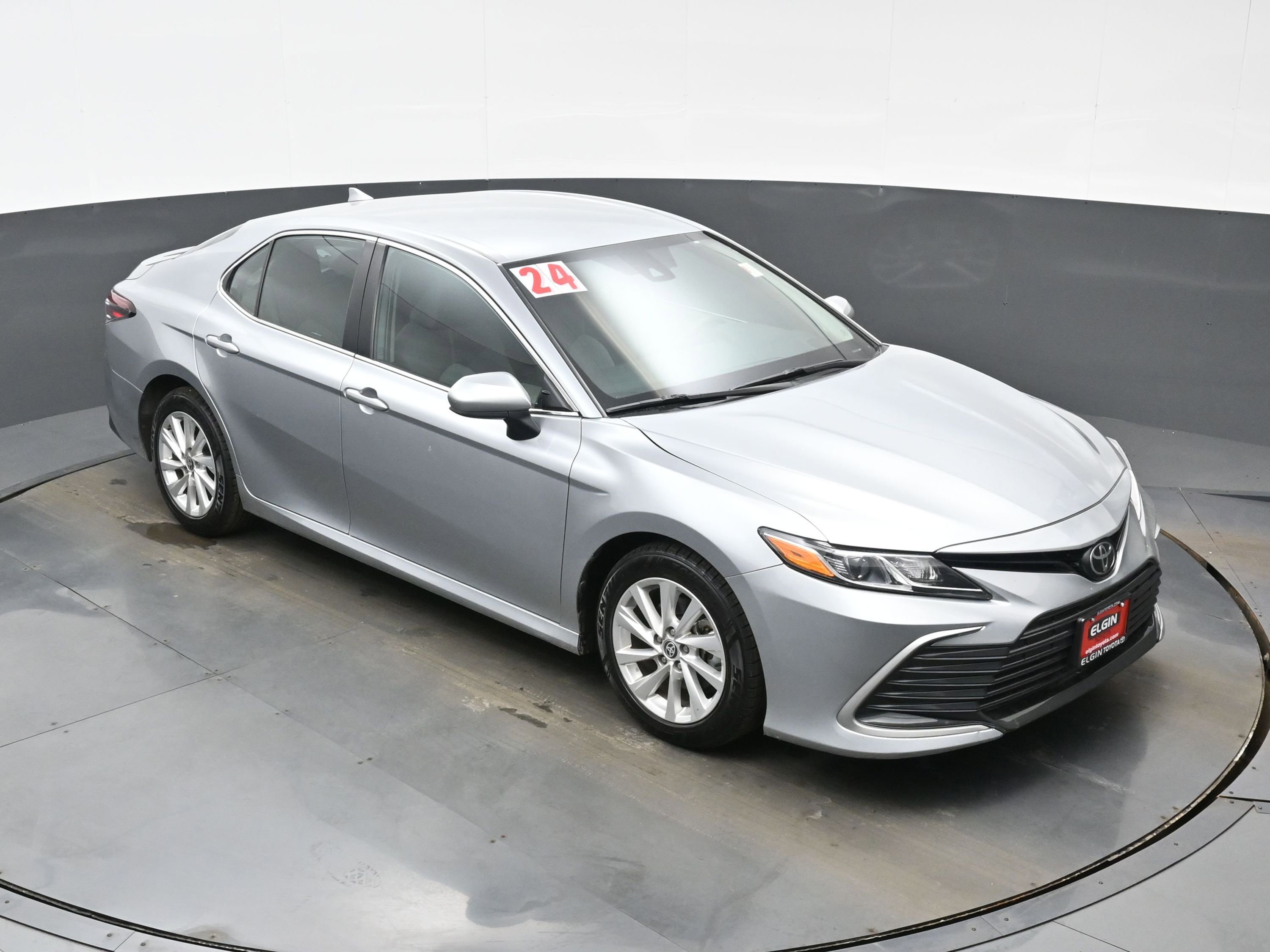 Used 2024 Toyota Camry LE image 33