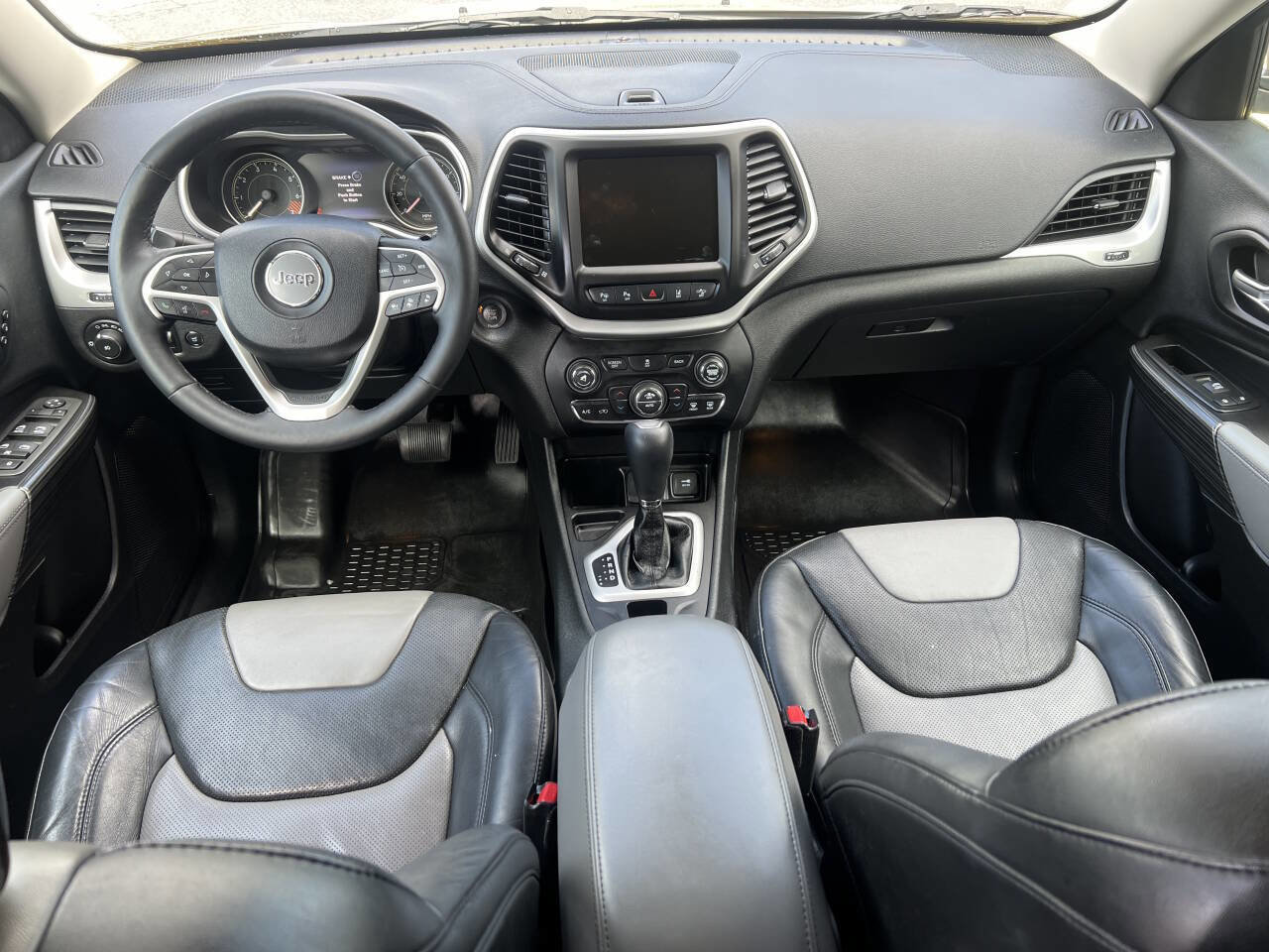 Used 2014 Jeep Cherokee Limited w/ Technology Group image 15