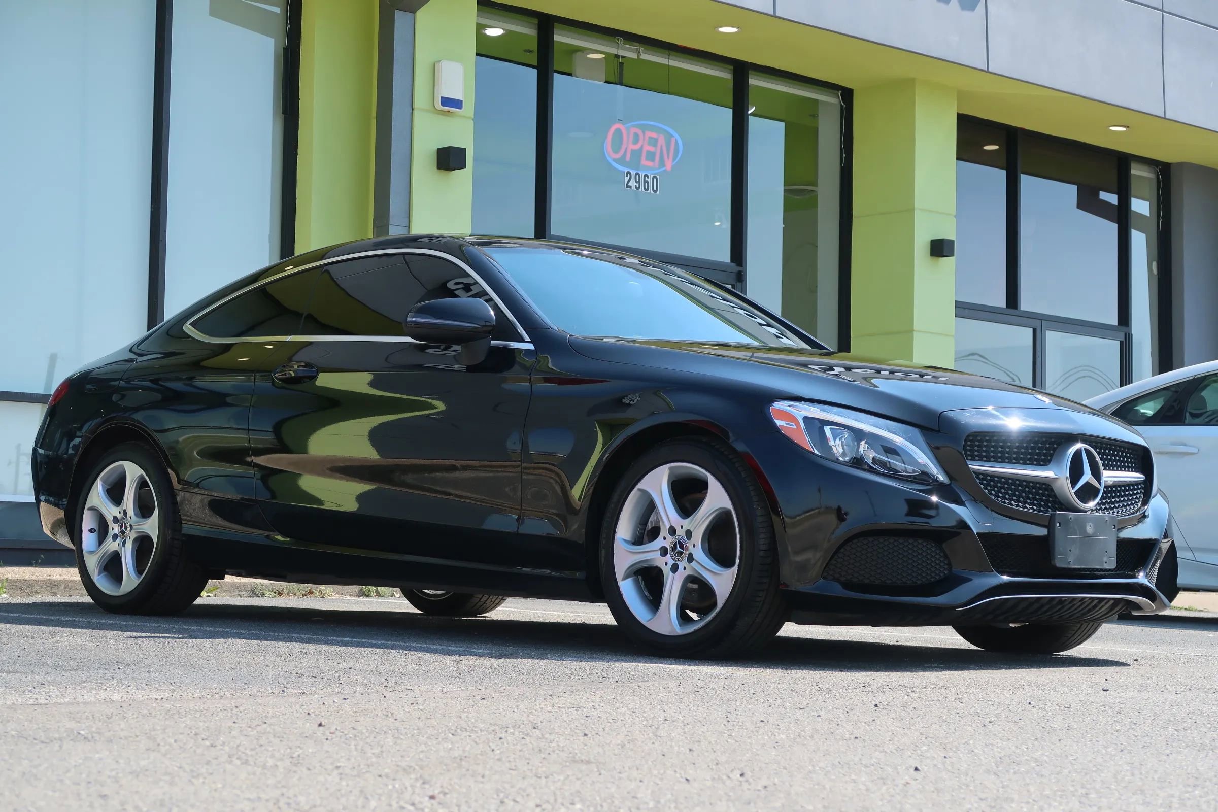 Used 2017 Mercedes-Benz C 300 4MATIC Coupe image 5