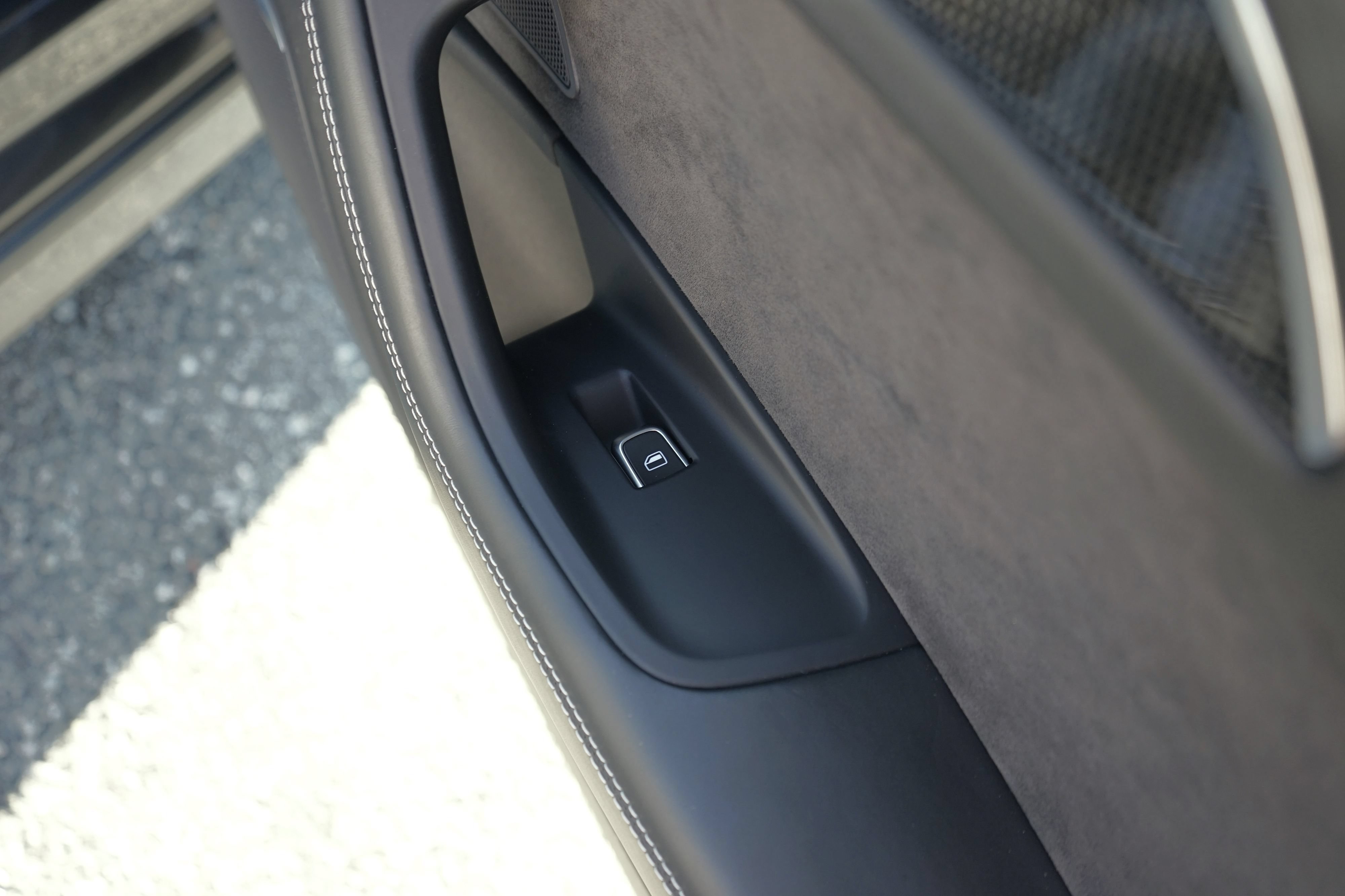 Used 2018 Audi S6 Prestige w/ Prestige Package AWD/4WD image 32