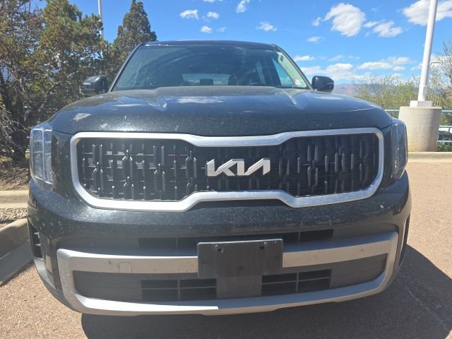 Used 2023 Kia Telluride LX video 2