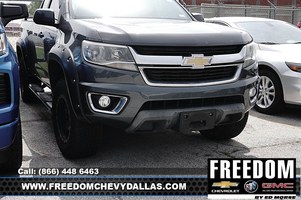 Used 2016 Chevrolet Colorado W/T w/ WT Convenience Package RWD image 2