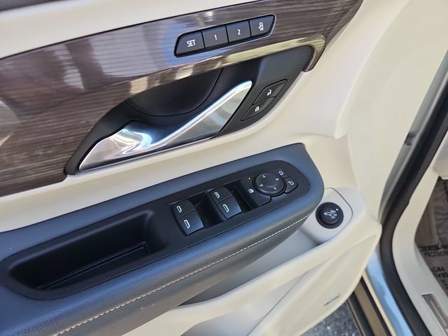 Used 2023 GMC Terrain Denali AWD/4WD image 24