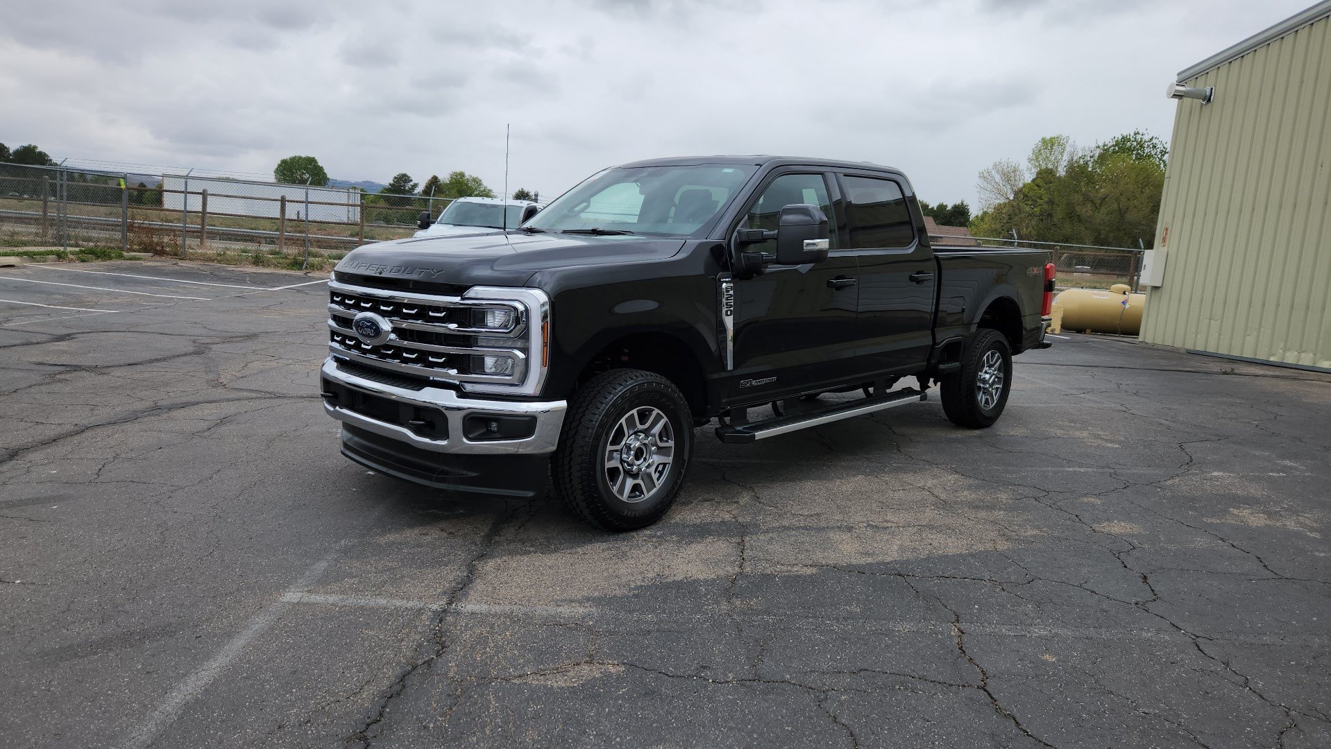 Certified 2025 Ford F250 Lariat AWD/4WD image 3