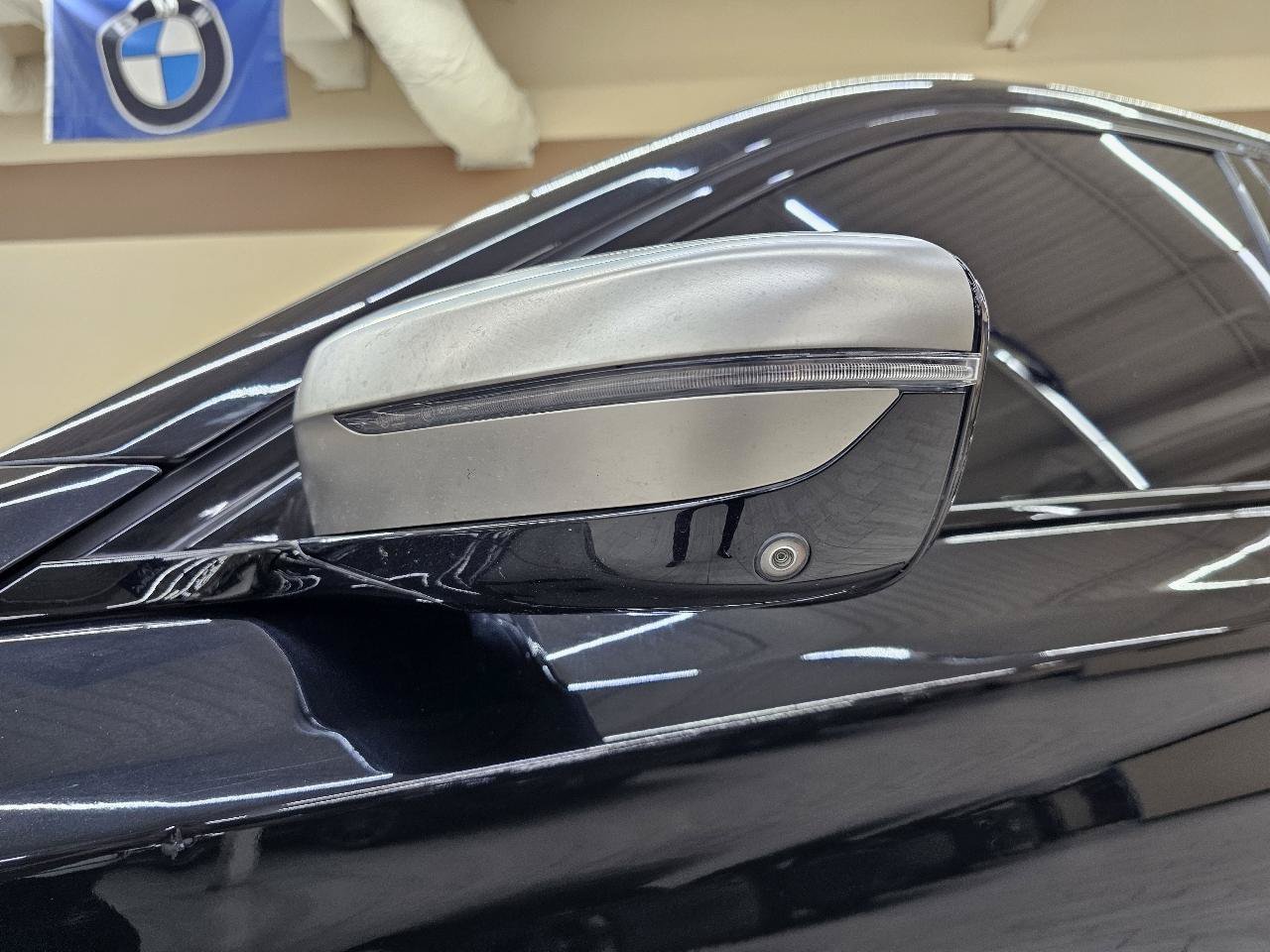Used 2018 BMW M760i xDrive AWD/4WD image 11