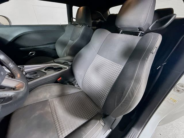 Used 2019 Dodge Challenger R/T RWD image 21