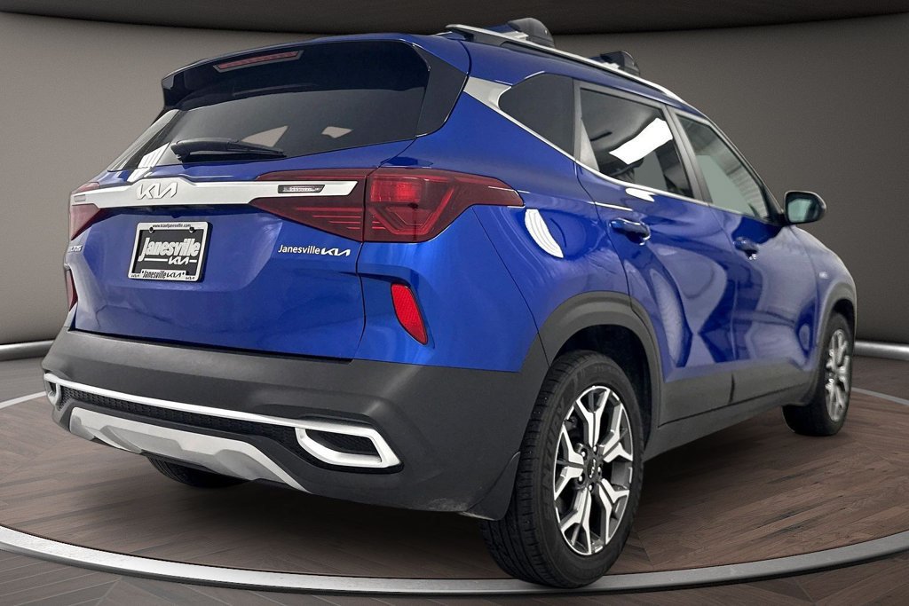 Used 2023 Kia Seltos EX AWD/4WD image 7