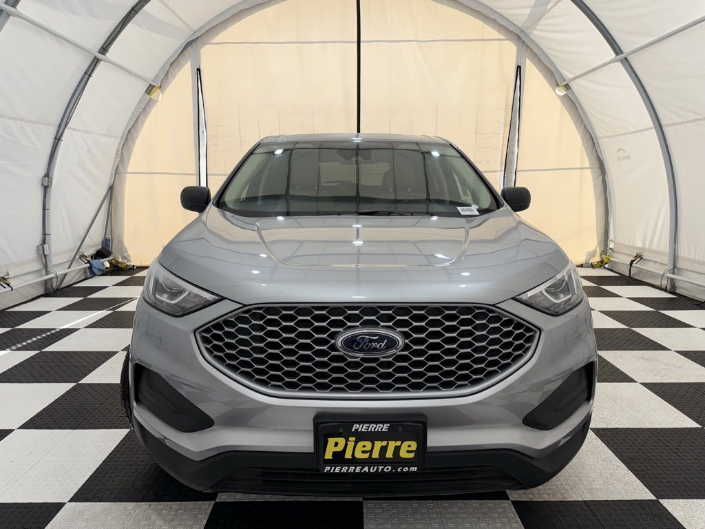 New 2024 Ford Edge SE image 8
