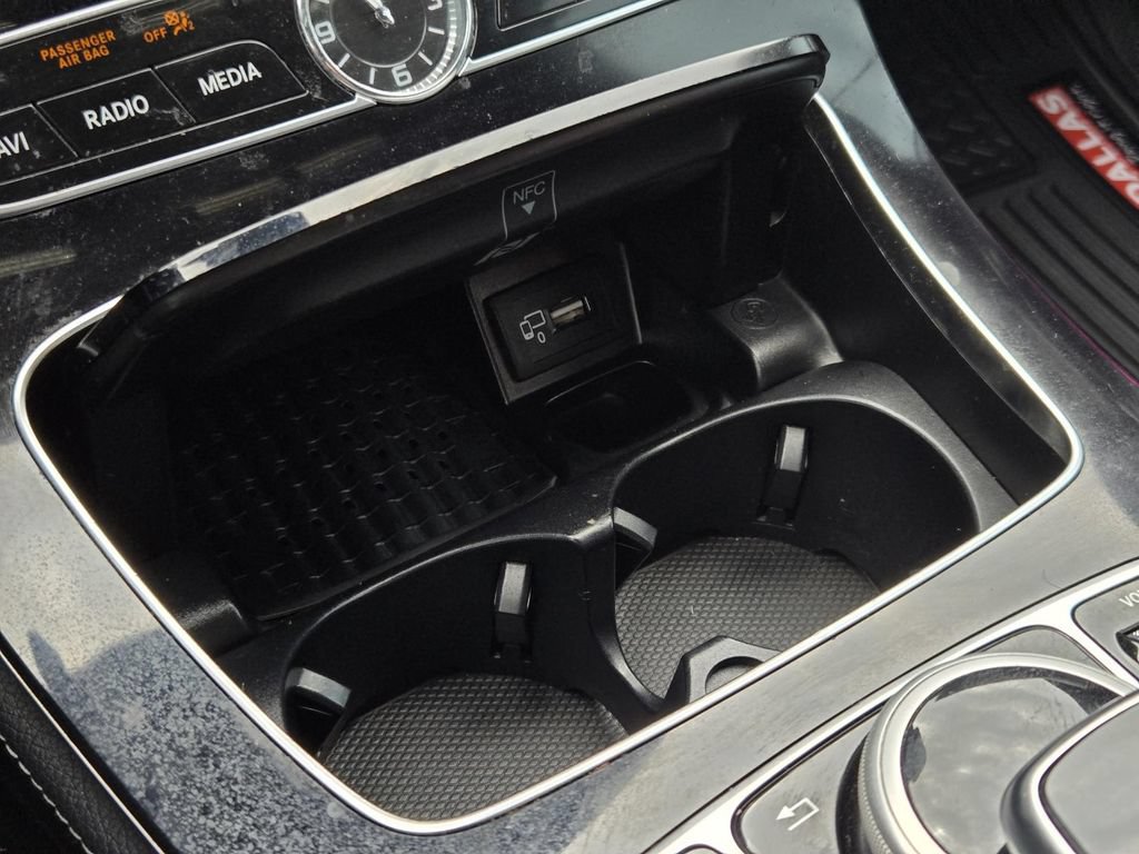 Used 2017 Mercedes-Benz E 300 image 23