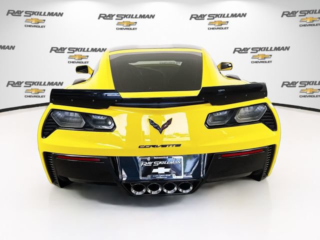 Used 2015 Chevrolet Corvette Z06 w/ 3LZ Preferred Equipment Group RWD image 6