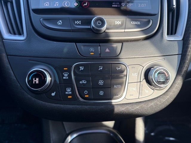 Used 2024 Chevrolet Malibu LT image 22