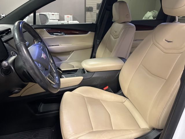 Used 2019 Cadillac XT5 Luxury image 21