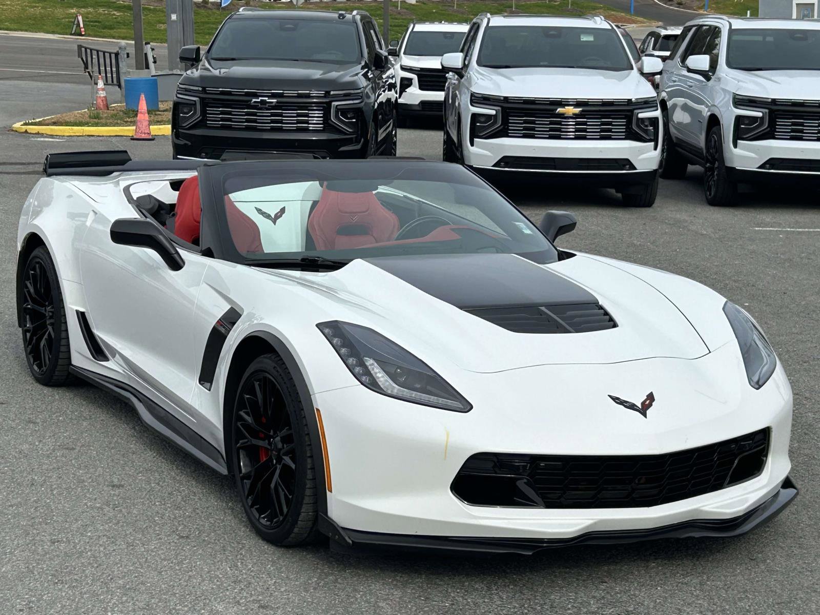 Used 2016 Chevrolet Corvette Z06 w/ 2LZ Preferred Equipment Group image 1