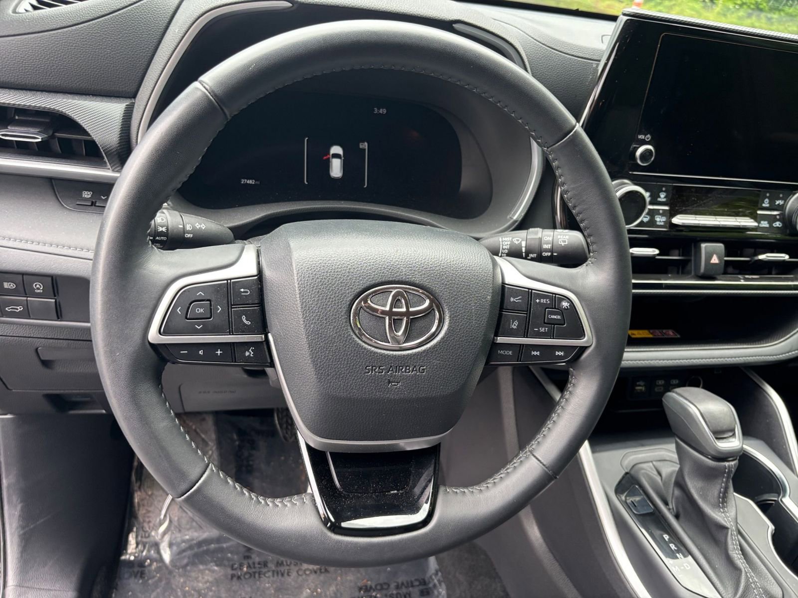 Used 2025 Toyota Highlander XSE AWD/4WD image 30